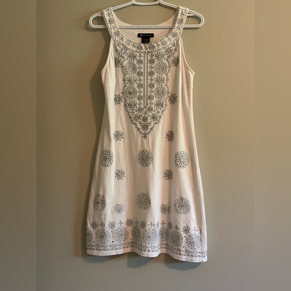 Elegant Cream and Gray Embroidered Dress